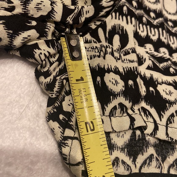 UMGEE Size M Long Sleeve Shorts Jumper Romper - Picture 9 of 12